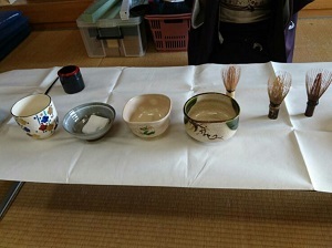 写真4 お茶道具.jpg